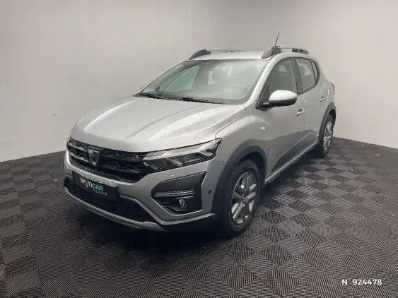 DACIA SANDERO III - voiture d'occasion - Photo 1