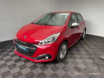 Acheter PEUGEOT 208 208 1.2 PURETECH 82CH BVM5 ALLURE occasion en vente à PEUGEOT MELUN GUEUDET 1880
