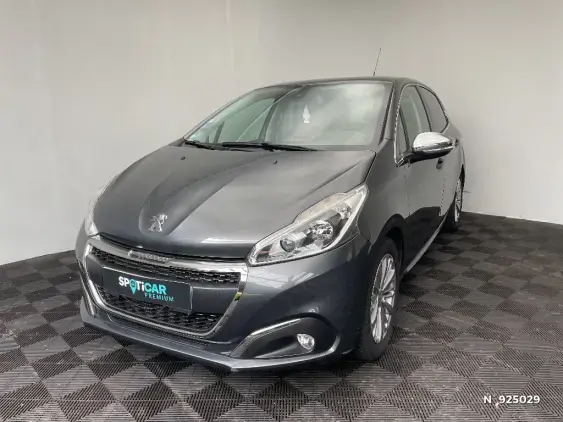 PEUGEOT 208 - voiture d'occasion - Photo 1