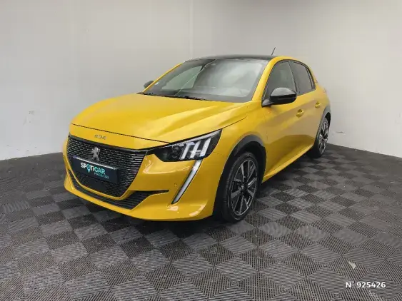 PEUGEOT 208 II - voiture d'occasion - Photo 1