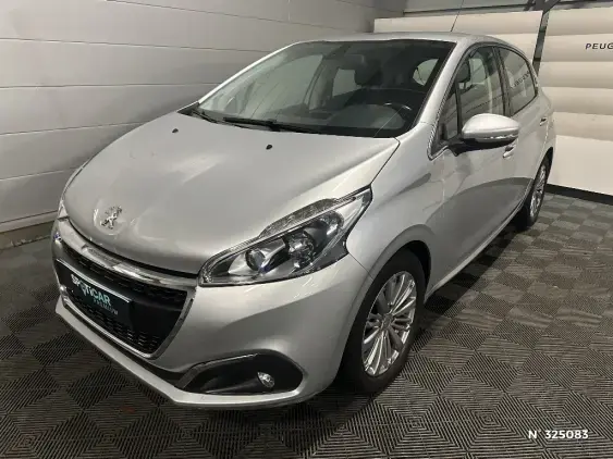 PEUGEOT 208 - voiture d'occasion - Photo 1