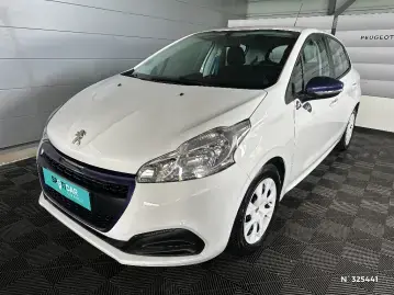 Acheter PEUGEOT 208 208 1.2 PURETECH 68CH BVM5 LIKE occasion en vente à PEUGEOT NOISY-LE-GRAND GUEUDET 1880