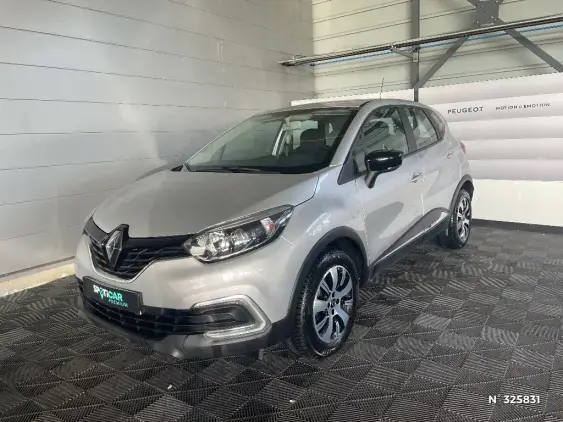 RENAULT CAPTUR - voiture d'occasion - Photo 1
