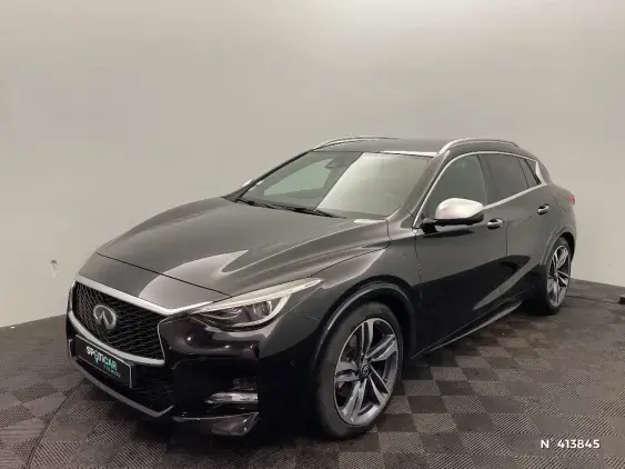 INFINITI Q30 - voiture d'occasion - Photo 1