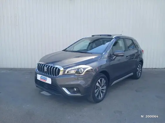 SUZUKI S-CROSS - voiture d'occasion - Photo 1