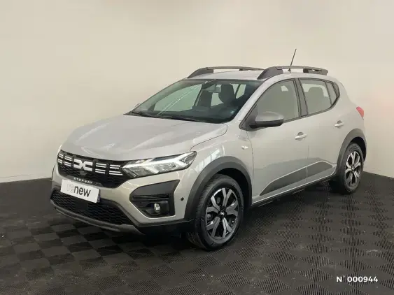 DACIA SANDERO III - voiture d'occasion - Photo 1