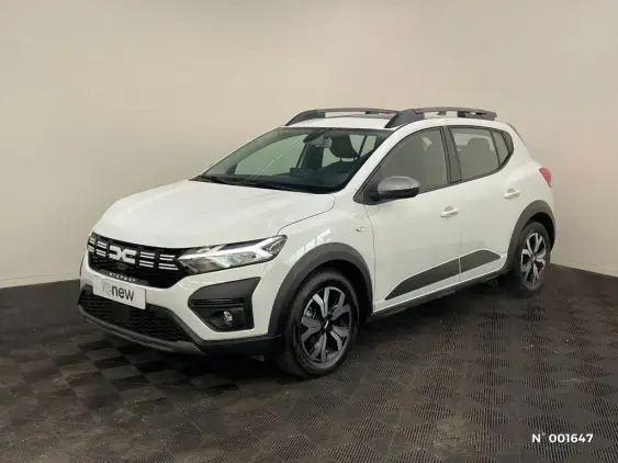 DACIA SANDERO III - voiture d'occasion - Photo 1