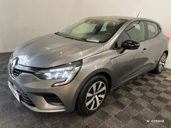 RENAULT CLIO V - voiture d'occasion - Photo 1