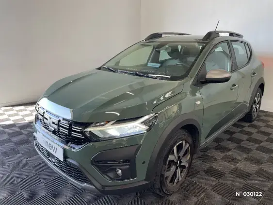DACIA SANDERO III - voiture d'occasion - Photo 1