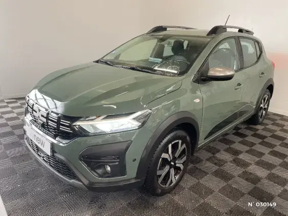 DACIA SANDERO III - voiture d'occasion - Photo 1