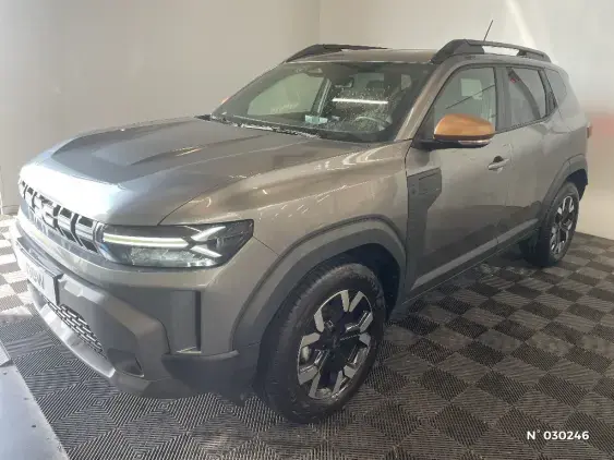 DACIA DUSTER III - voiture d'occasion - Photo 1