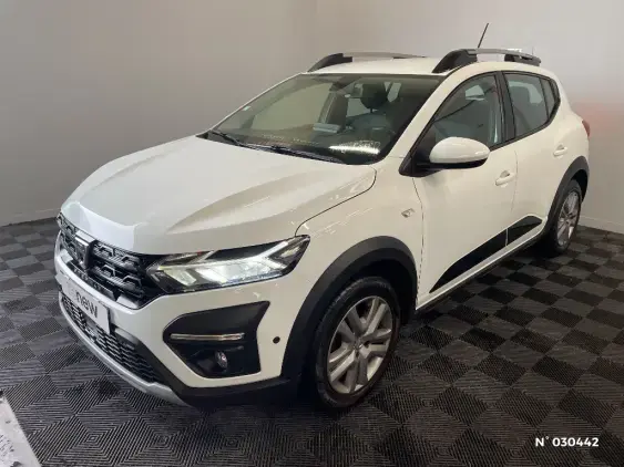 DACIA SANDERO III - voiture d'occasion - Photo 1