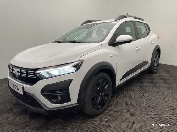 DACIA SANDERO III - voiture d'occasion - Photo 1