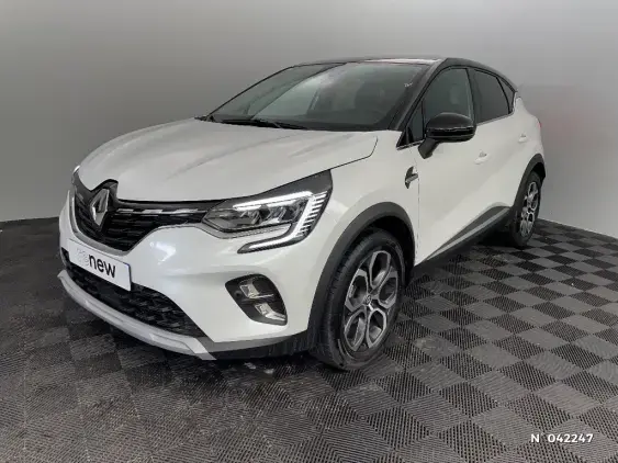 RENAULT CAPTUR II - voiture d'occasion - Photo 1