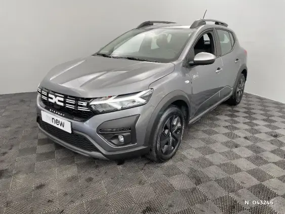 DACIA SANDERO III - voiture d'occasion - Photo 1