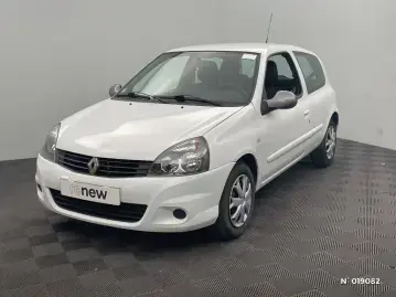 Acheter RENAULT CLIO Clio 1.2 16V 75 eco2 ByeBye Euro 5 occasion en vente à RENAULT CLERMONT GUEUDET 1880