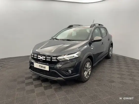 DACIA SANDERO III - voiture d'occasion - Photo 1
