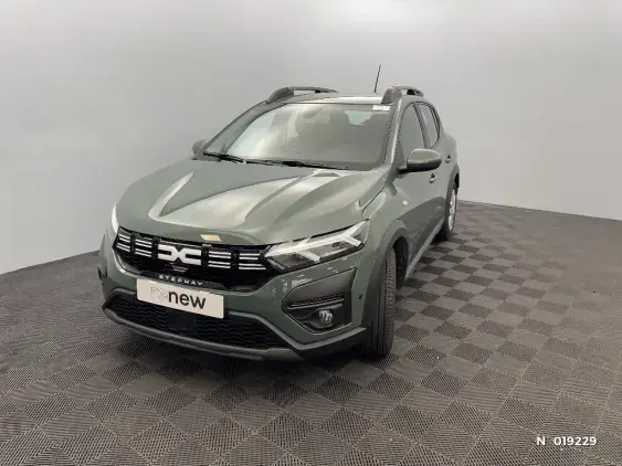 DACIA SANDERO III - voiture d'occasion - Photo 1