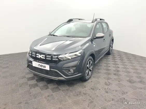 DACIA SANDERO III - voiture d'occasion - Photo 1