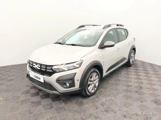 DACIA SANDERO III - voiture d'occasion - Photo 1