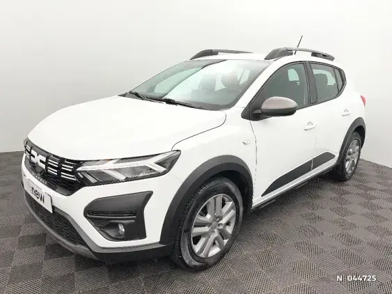 DACIA SANDERO III - voiture d'occasion - Photo 1