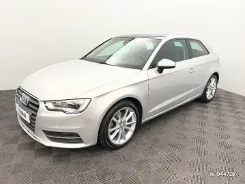 Acheter AUDI A3 A3 1.8 TFSI 180 Ambition Luxe S tronic 7 occasion en vente à RENAULT SAINT-MAXIMIN GUEUDET 1880
