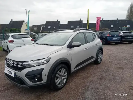 DACIA SANDERO III - voiture d'occasion - Photo 1