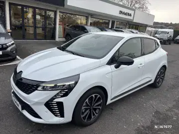 Acheter RENAULT CLIO Clio E-Tech full hybrid 145 ch GSR2 Techno occasion en vente à RENAULT DEAUVILLE GUEUDET 1880