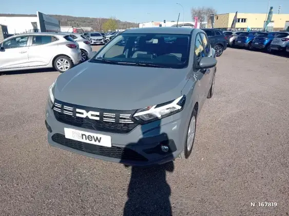 DACIA SANDERO III - voiture d'occasion - Photo 1