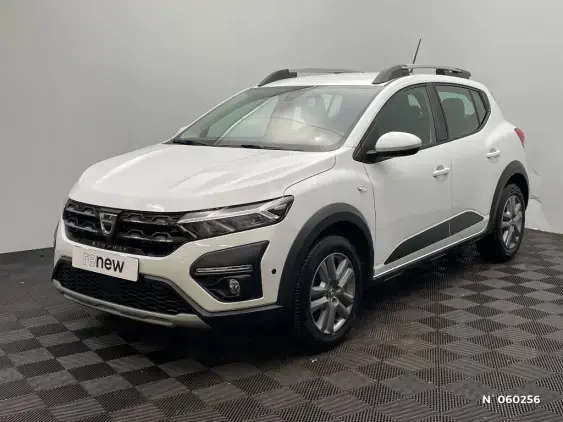 DACIA SANDERO III - voiture d'occasion - Photo 1