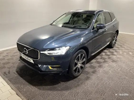 VOLVO XC60 II - voiture d'occasion - Photo 1