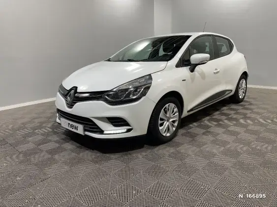 RENAULT CLIO IV - voiture d'occasion - Photo 1