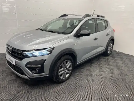 DACIA SANDERO III - voiture d'occasion - Photo 1