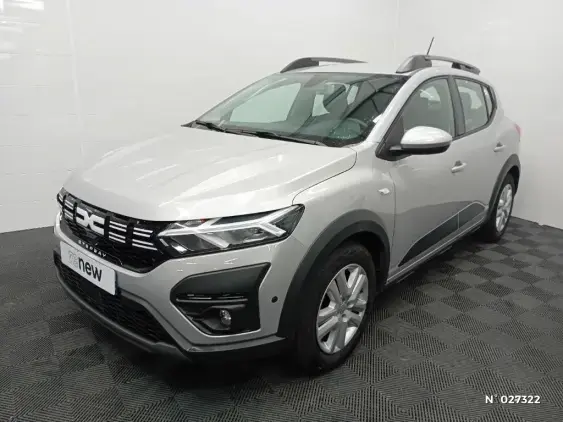 DACIA SANDERO III - voiture d'occasion - Photo 1