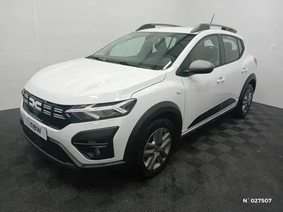 DACIA SANDERO III - voiture d'occasion - Photo 1