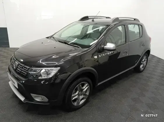DACIA SANDERO II - voiture d'occasion - Photo 1