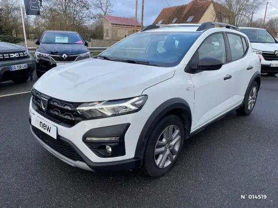 DACIA SANDERO III - voiture d'occasion - Photo 1