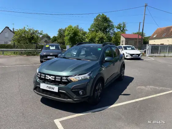 DACIA SANDERO III - voiture d'occasion - Photo 1