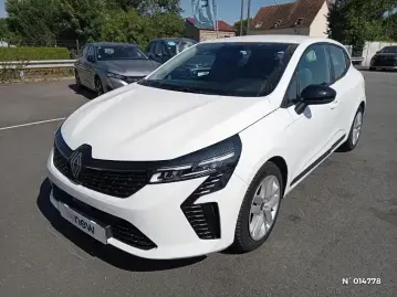 Acheter RENAULT CLIO Clio E-Tech full hybrid 145 Evolution occasion en vente à RENAULT L'AIGLE GUEUDET 1880