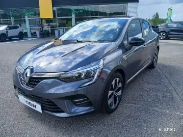 Acheter RENAULT CLIO Clio E-Tech 140 - 21N Zen occasion en vente à RENAULT LOUVIERS GUEUDET 1880