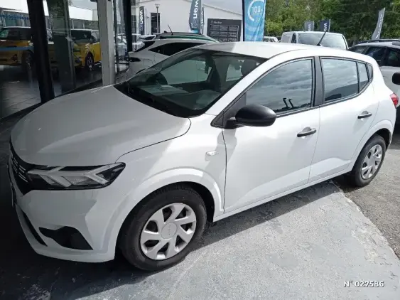DACIA SANDERO III - voiture d'occasion - Photo 1