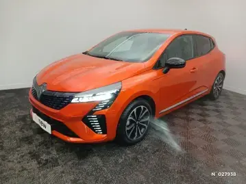 Acheter RENAULT CLIO Clio E-Tech full hybrid 145 ch GSR2 Techno occasion en vente à RENAULT NEUFCHATEL-EN-BRAY GUEUDET 1880