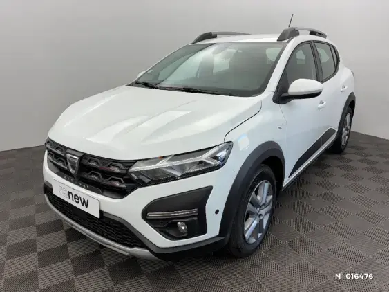 DACIA SANDERO III - voiture d'occasion - Photo 1