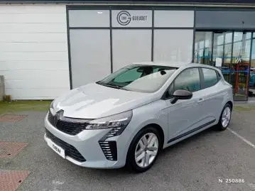 Acheter RENAULT CLIO Clio TCe 90 ch Generation occasion en vente à RENAULT BOURGTHEROULDE GUEUDET 1880