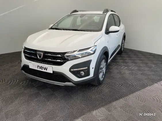 DACIA SANDERO III - voiture d'occasion - Photo 1