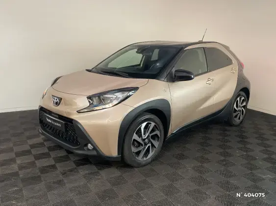 TOYOTA AYGO X - voiture d'occasion - Photo 1