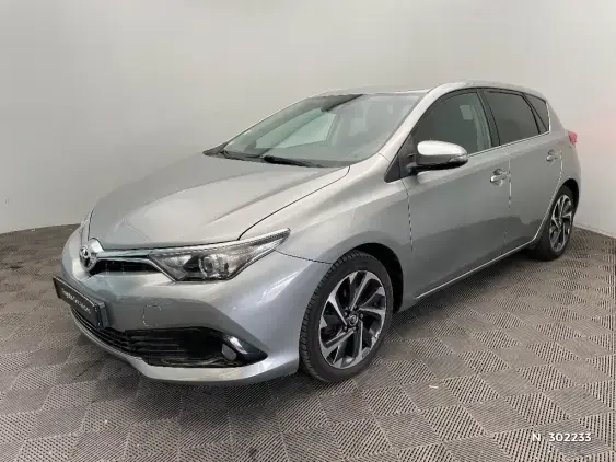 TOYOTA AURIS II - voiture d'occasion - Photo 1