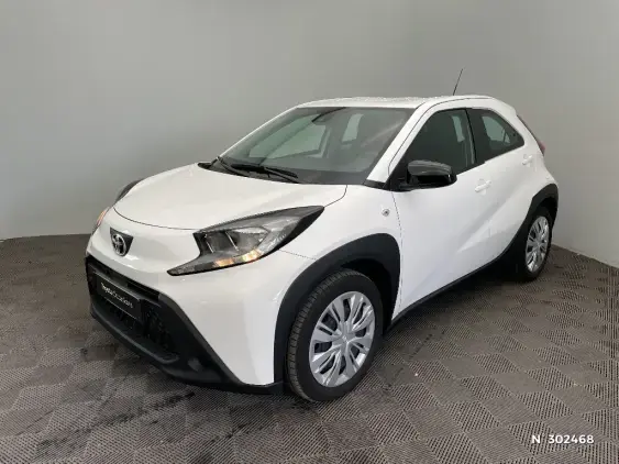 TOYOTA AYGO X - voiture d'occasion - Photo 1