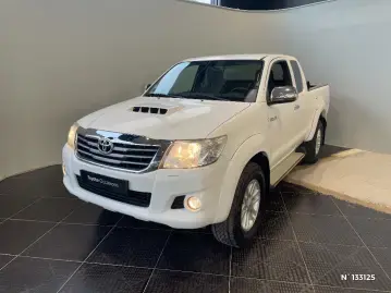 Acheter TOYOTA HI LUX HILUX RC'13 X-TRA CAB 4WD 2.5L 144 D-4D LEGENDE occasion en vente à TOYOTA COMPIEGNE GUEUDET 1880