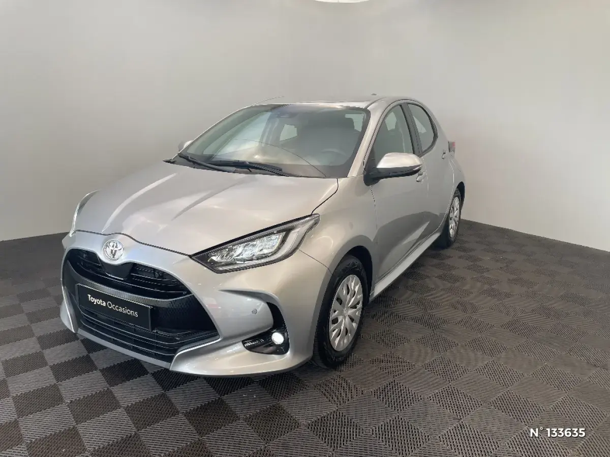 TOYOTA YARIS IV